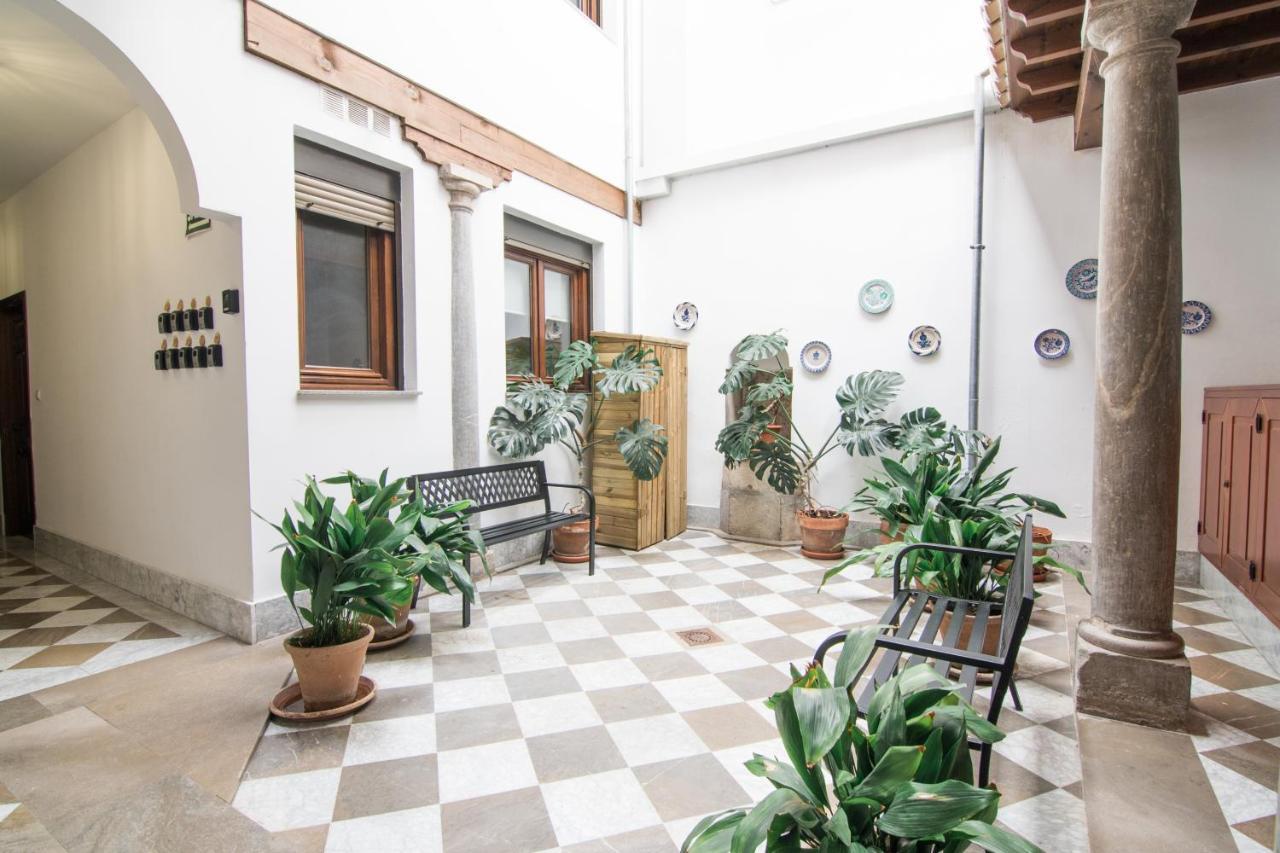 Tuguest Plaza De Gracia Lägenhet Granada Exteriör bild